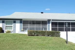 11149 Sandtrap Dr, Port Richey, FL 34668 - Photo 1