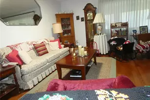 11149 Sandtrap Dr, Port Richey, FL 34668 - Photo 9