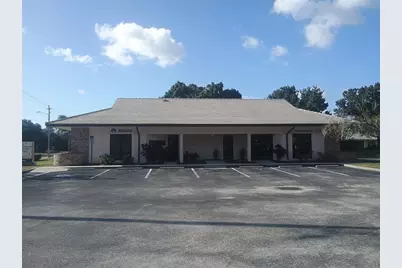 833 Cypress Village Boulevard, Ruskin, FL 33573 - Photo 3
