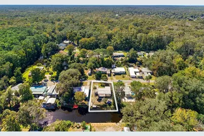 6439 Theresa Avenue, Weeki Wachee, FL 34607 - Photo 5