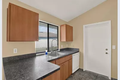 6238 Covewood Drive, Spring Hill, FL 34609 - Photo 5