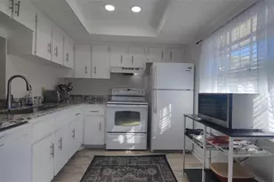 952 Virginia St, Dunedin, FL 34698 - Photo 3