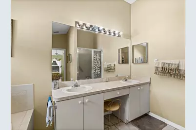 11814 Ivywood Place, New Port Richey, FL 34654 - Photo 25