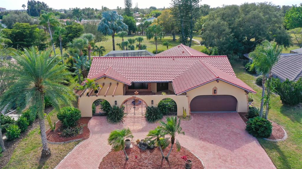 1524 Southbay Dr, Osprey, FL 34229 MLS A4521124 Coldwell Banker