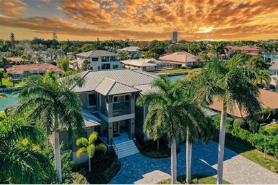 422 Meadow Lark Drive, Sarasota, FL 34236 - Photo 1