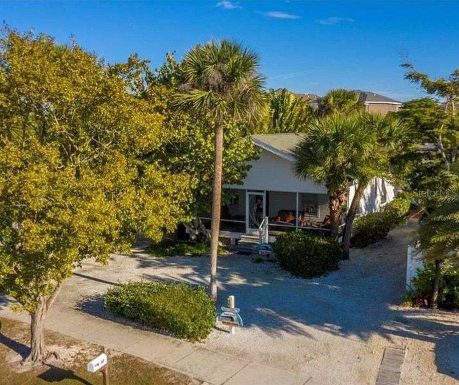 117 Beach Rd, Sarasota, FL 34242 - MLS A4523580 - Coldwell Banker