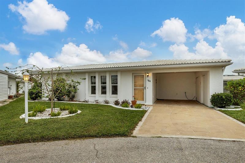 104 Circlewood Dr B37, Venice, FL 34293 MLS A4550473 Coldwell Banker