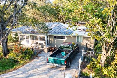 1303 34th Avenue E, Bradenton, FL 34208 - Photo 1