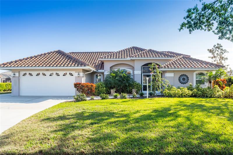 1130 Deardon Dr, Venice, FL 34292 MLS A4559228 Coldwell Banker