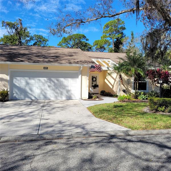 4070 Oakhurst Dr 3172, Sarasota, FL 34233 MLS A4559737 Coldwell Banker