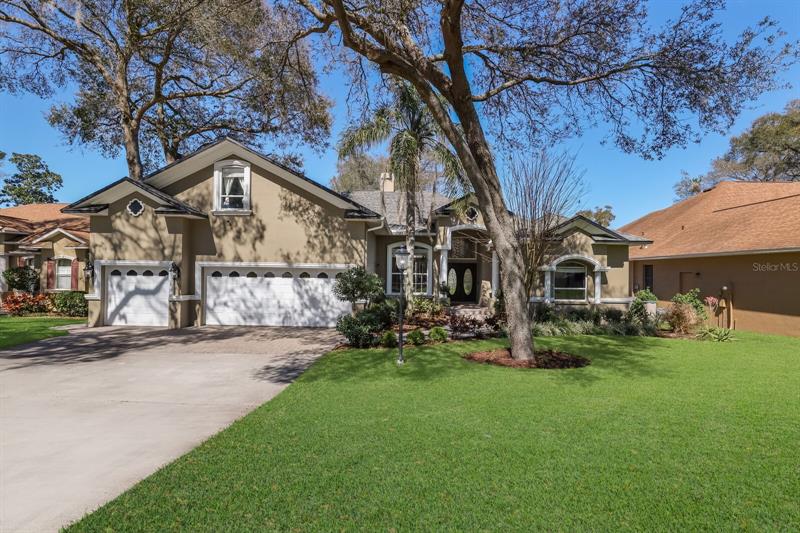 2322 Valrico Forest Dr, Valrico, FL 33594 MLS A4560972 Coldwell Banker