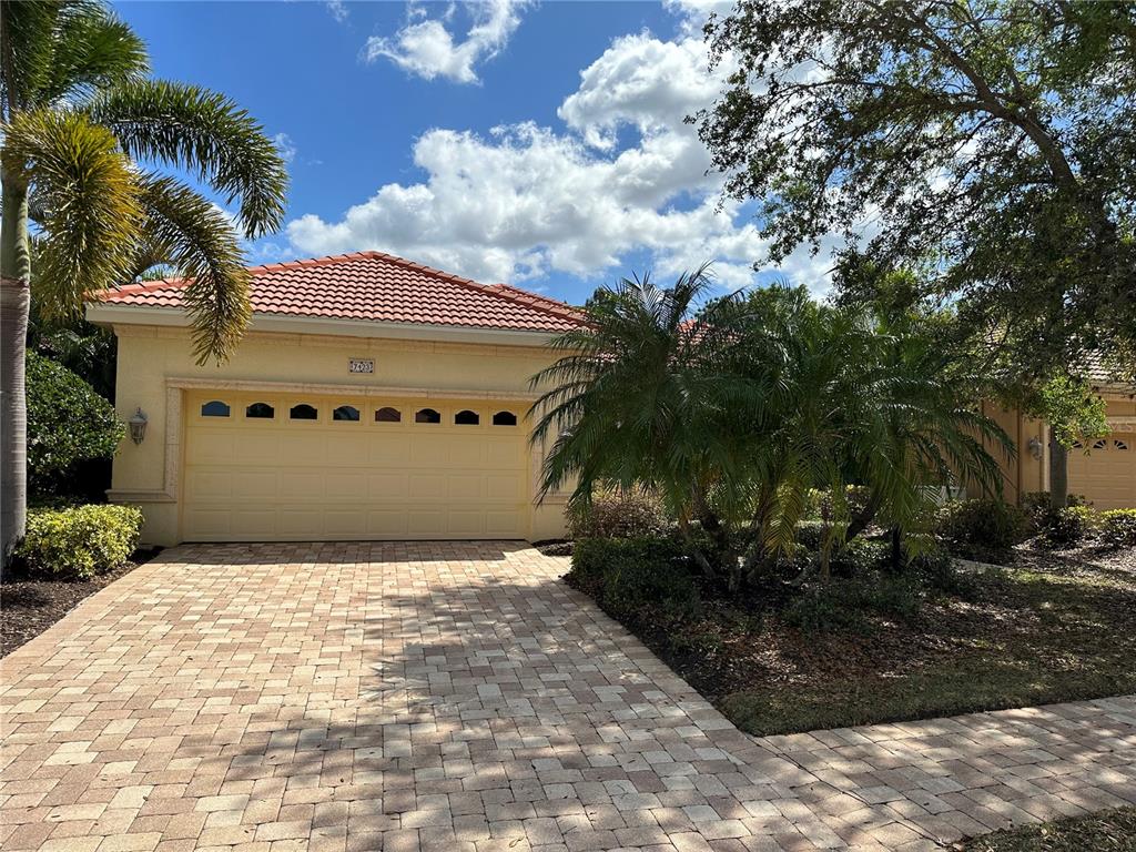 7423 Riviera Cove, Lakewood Ranch, FL 34202 MLS A4564797 Coldwell Banker