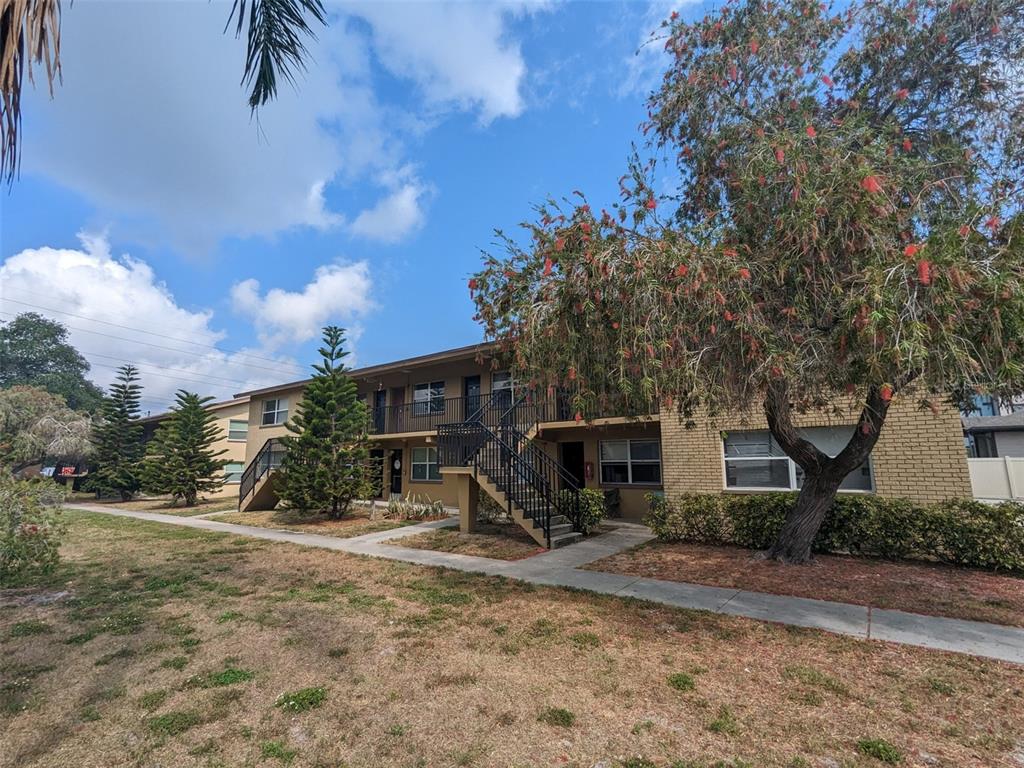 2500 Harn Blvd E4, Clearwater, FL 33764 MLS A4566273 Coldwell Banker