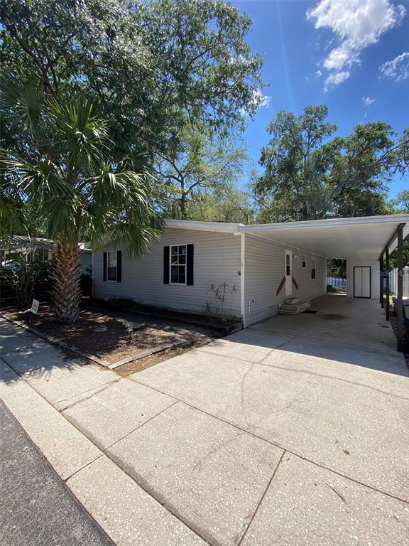 10539 Bay Hills Cir, Thonotosassa, FL 33592 MLS A4568913 Coldwell Banker