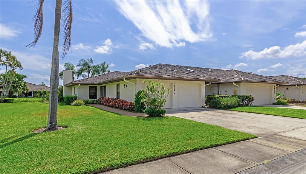 7347 Royal Birkdale Dr 18D, Sarasota, FL 34238 MLS A4570319 Coldwell Banker