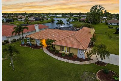 1800 Liesl Drive E, Venice, FL 34293 - Photo 1