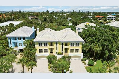 3939 Somerset Drive #7, Sarasota, FL 34242 - Photo 1