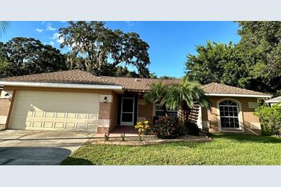 3011 34th Avenue Drive E, Bradenton, FL 34208 - Photo 1