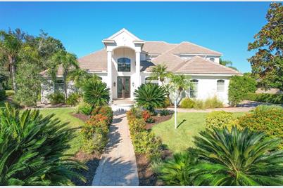 7954 Royal Birkdale Circle, Lakewood Ranch, FL 34202 - Photo 1