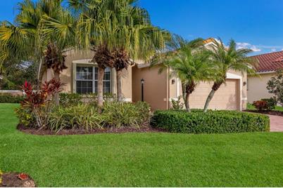 4115 63rd Terrace E, Sarasota, FL 34243 - Photo 1