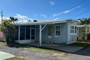 2601 Gulf Dr N, Bradenton Beach, FL 34217 - Photo 1