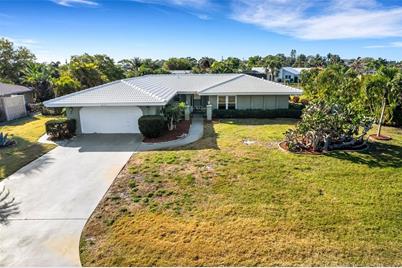 375 El Greco Drive, Osprey, FL 34229 - Photo 1