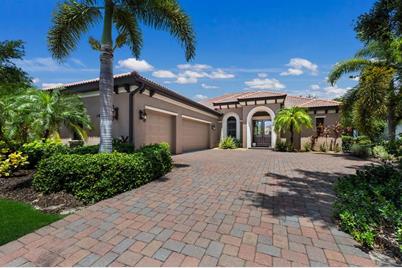 14639 Newtonmore Lane, Lakewood Ranch, FL 34202 - Photo 1