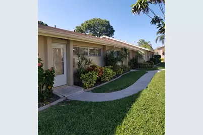 2772 Woodgate Lane #28, Sarasota, FL 34231 - Photo 1