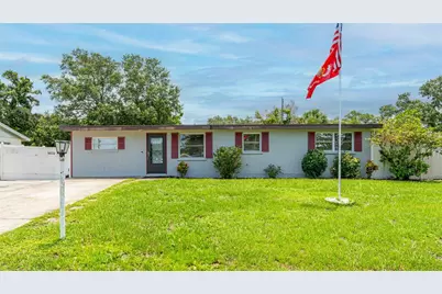 5811 2nd St W, Bradenton, FL 34207 - Photo 1