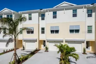 9957 Key Haven Rd, Seminole, FL 33777 - Photo 1