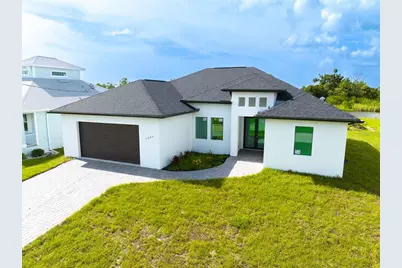 1094 Rotonda Circle, Rotonda West, FL 33947 - Photo 1