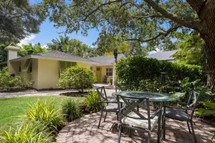 1922 Field Rd, Sarasota, FL 34231 - Photo 1