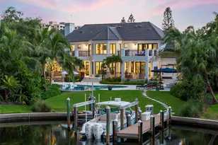 501 Harbor Point Rd, Longboat Key, FL 34228 - Photo 1