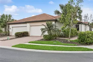 9869 Haze Dr, Venice, FL 34292 - Photo 1