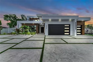 2038 Datura St, Sarasota, FL 34239 - Photo 1