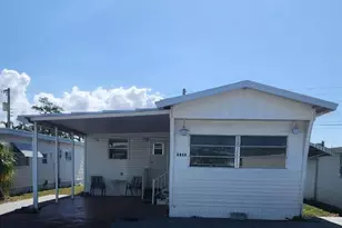 1812 Pennsylvania Ave, Bradenton, FL 34207 - Photo 1