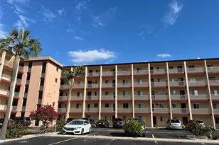 3993 Lake Bayshore Dr, Bradenton, FL 34205 - Photo 1