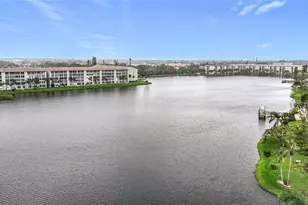 3546 Lake Bayshore Dr, Bradenton, FL 34205 - Photo 1