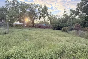 2727 Veronica H Allen, Sarasota, FL 34234 - Photo 1