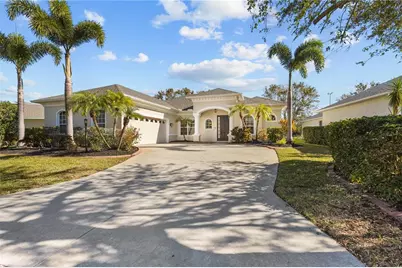 6207 Warbler Lane, Lakewood Ranch, FL 34202 - Photo 1