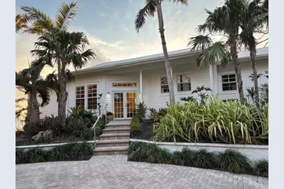 7540 Westmoreland Drive, Sarasota, FL 34243 - Photo 1