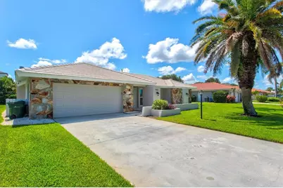 482 Rubens Dr E, Nokomis, FL 34275 - Photo 1