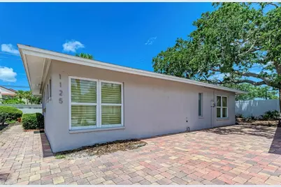 1125 N Moonmist Court #L5, Sarasota, FL 34242 - Photo 1