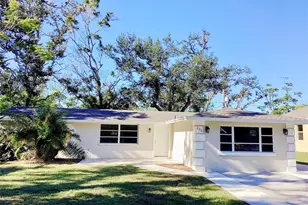 320 Cardinal Rd, Venice, FL 34293 - Photo 1