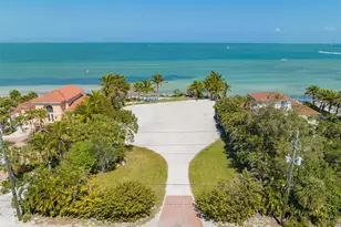 826 S Bay Blvd, Anna Maria, FL 34216 - Photo 1