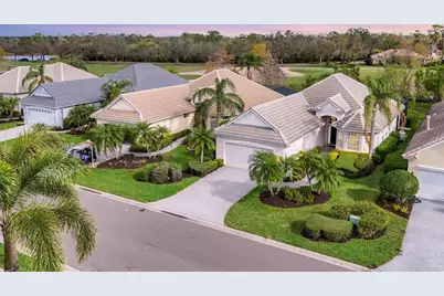 6547 Oakland Hills Drive, Lakewood Ranch, FL 34202 - Photo 1