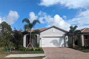 700 Maraviya Blvd, Nokomis, FL 34275 - Photo 1