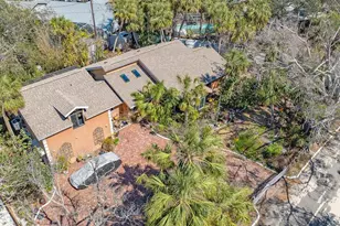 813 Plymouth St, Sarasota, FL 34242 - Photo 1