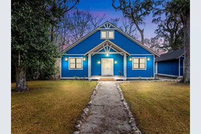 466 SW Memorial Drive, Fort White, FL 32038 - Photo 1