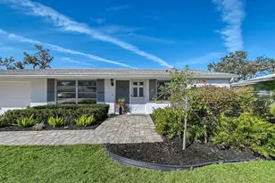 2406 Breakwater Cir, Sarasota, FL 34231 - Photo 1